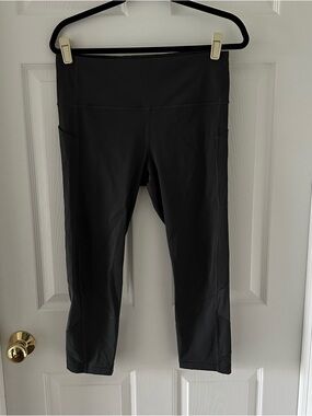 Lululemon Pace Rival Crop Leggings Black Size 10 Mesh Panel Pocket Yoga Run